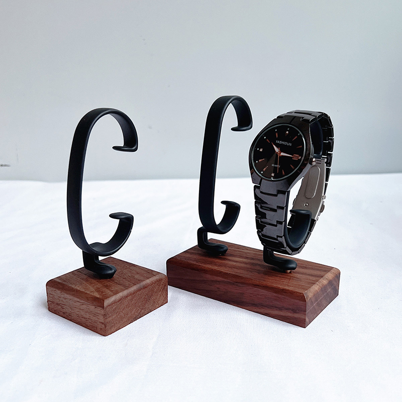 Houten C-vormige horlogehouder - Jewelry And Watches Inc recensie en prijs